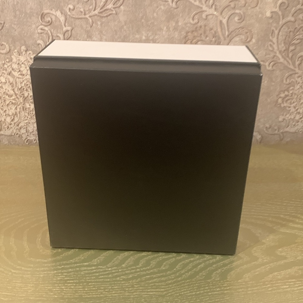 Chanel box - Picture 3 of 8
